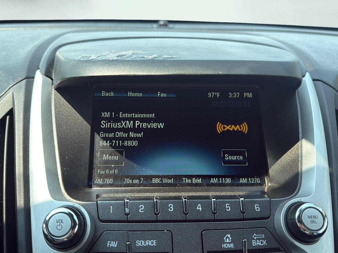 Used 2017 Chevrolet Equinox Premier AWD/4WD image 16