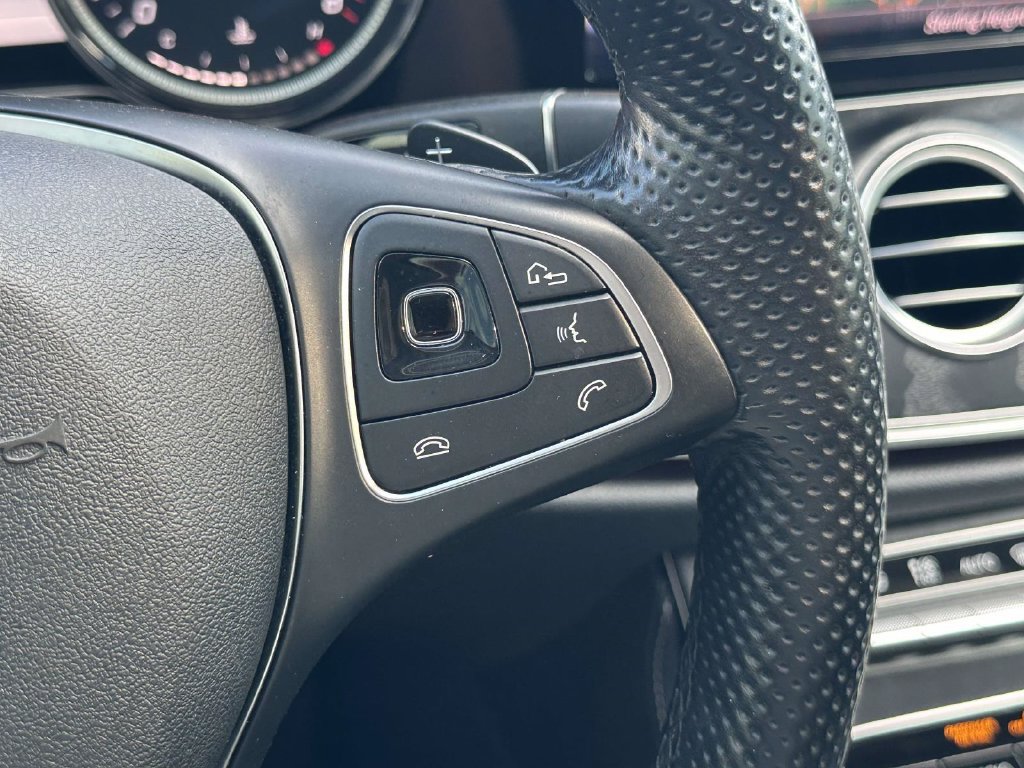 Used 2018 Mercedes-Benz E 300 image 23
