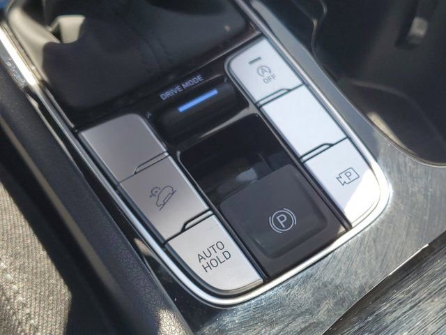 Certified 2026 Hyundai Tucson SE image 25