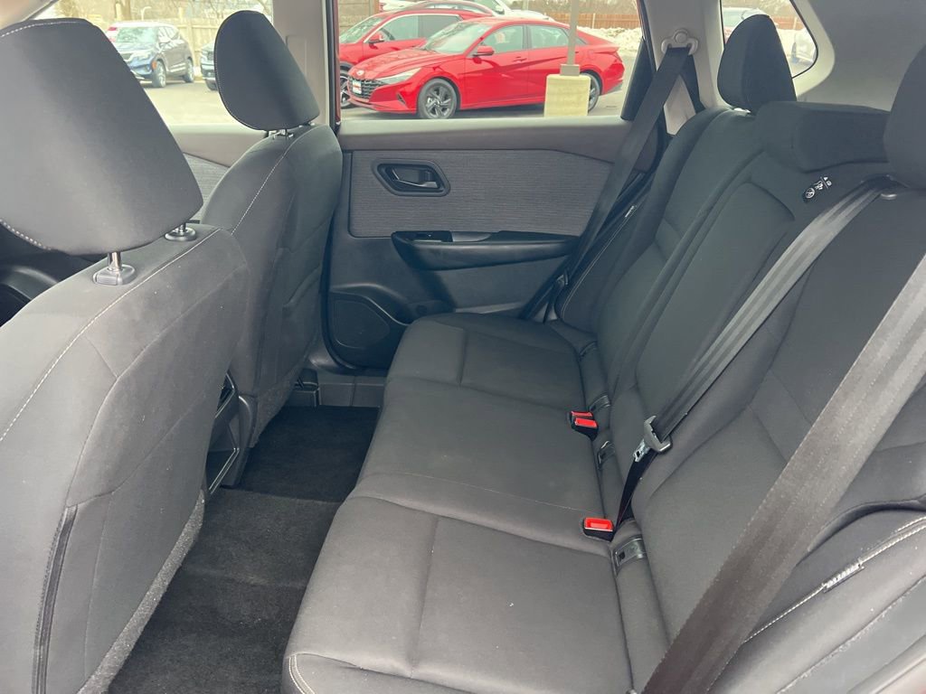 Certified 2023 Nissan Rogue S image 9