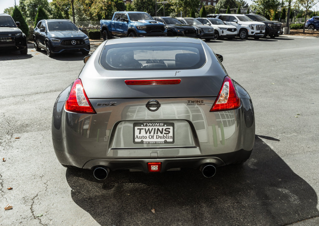 Used 2017 Nissan 370Z Coupe RWD image 27