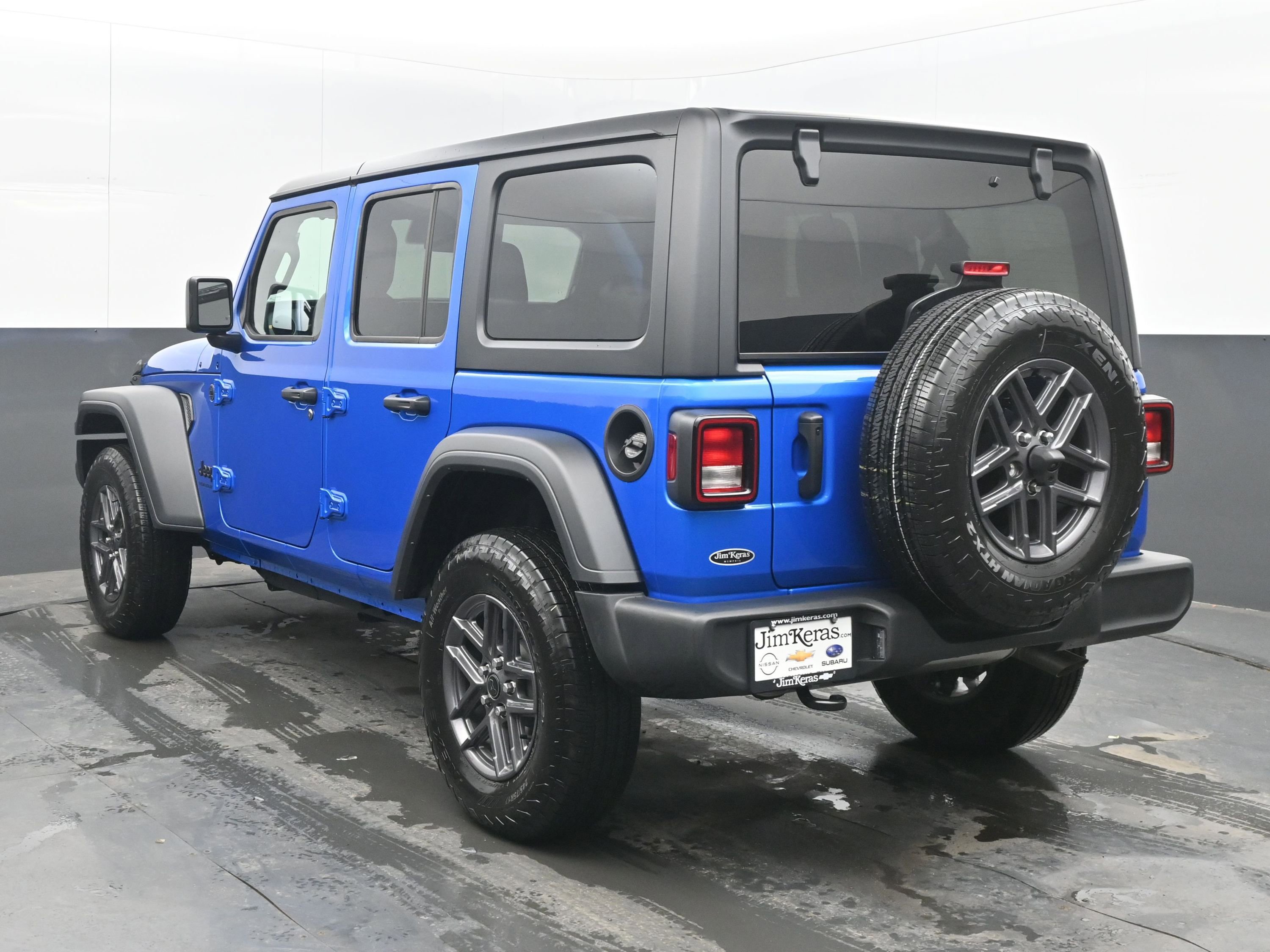 Used 2025 Jeep Wrangler Sport S image 8