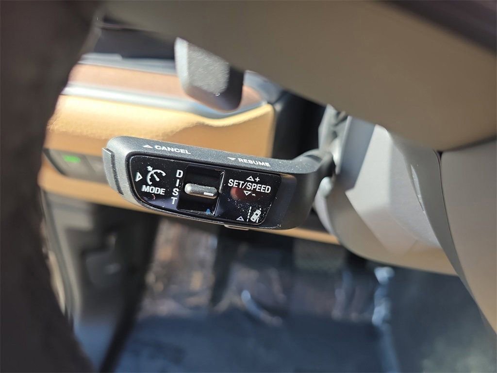 Certified 2025 Porsche Cayenne E-Hybrid image 39