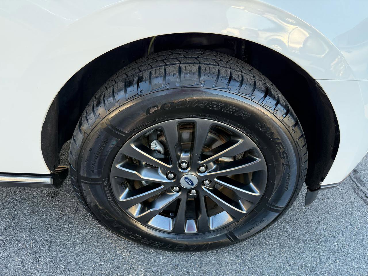 Used 2021 Ford Expedition Limited image 46