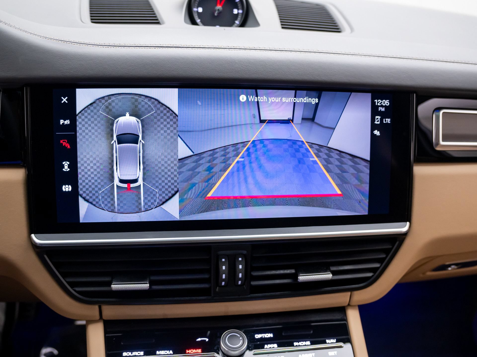 Certified 2023 Porsche Cayenne S AWD/4WD image 26
