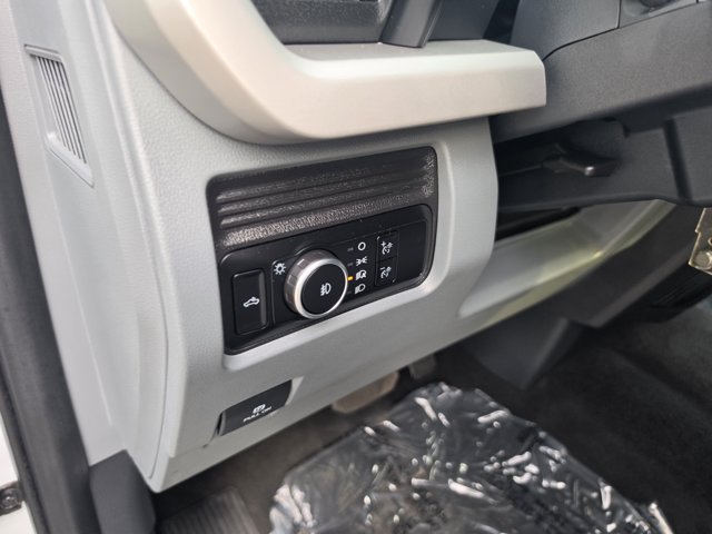 Certified 2025 Ford F450 XLT AWD/4WD image 22