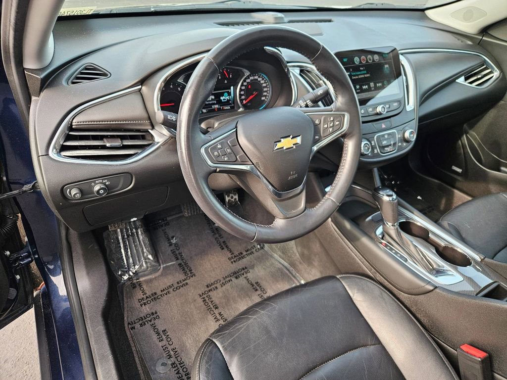 Used 2017 Chevrolet Malibu LT w/ True North Edition FWD image 13
