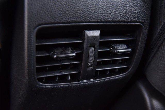 Used 2025 Toyota Corolla Cross LE image 22