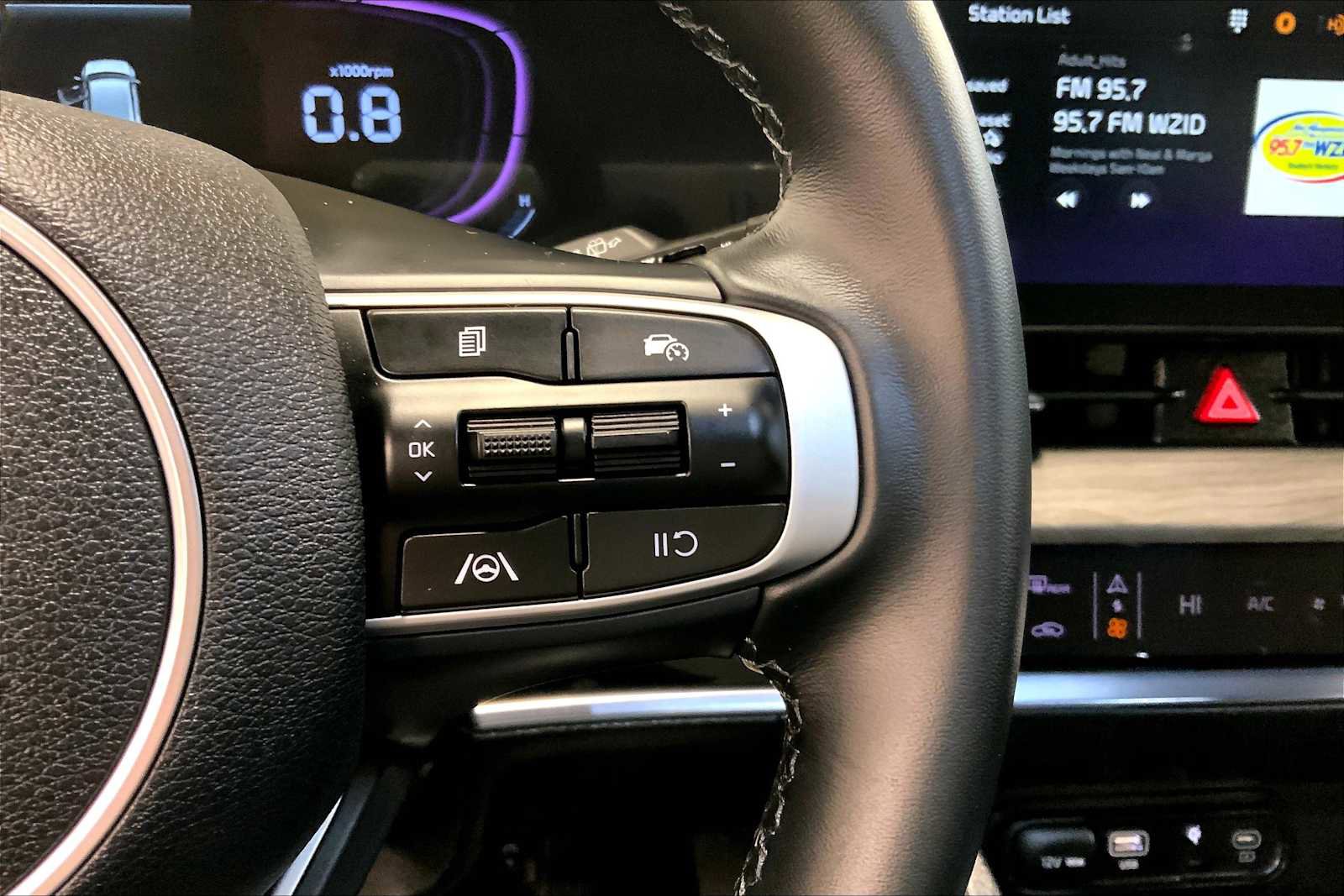 Used 2024 Kia Sportage X-Line w/ X-Line Premium Package AWD/4WD image 25