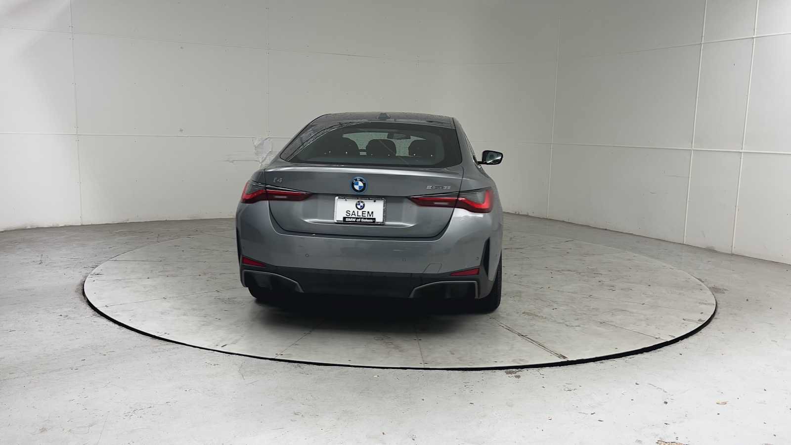 Used 2023 BMW i4 eDrive35 w/ Premium Package RWD image 2