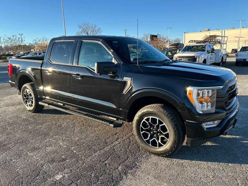Used 2023 Ford F150 XLT w/ Equipment Group 302A High image 9
