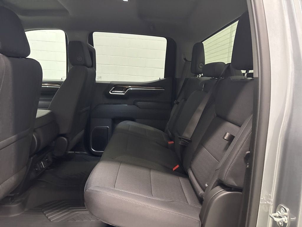 New 2026 Chevrolet Silverado 1500 RST AWD/4WD image 12