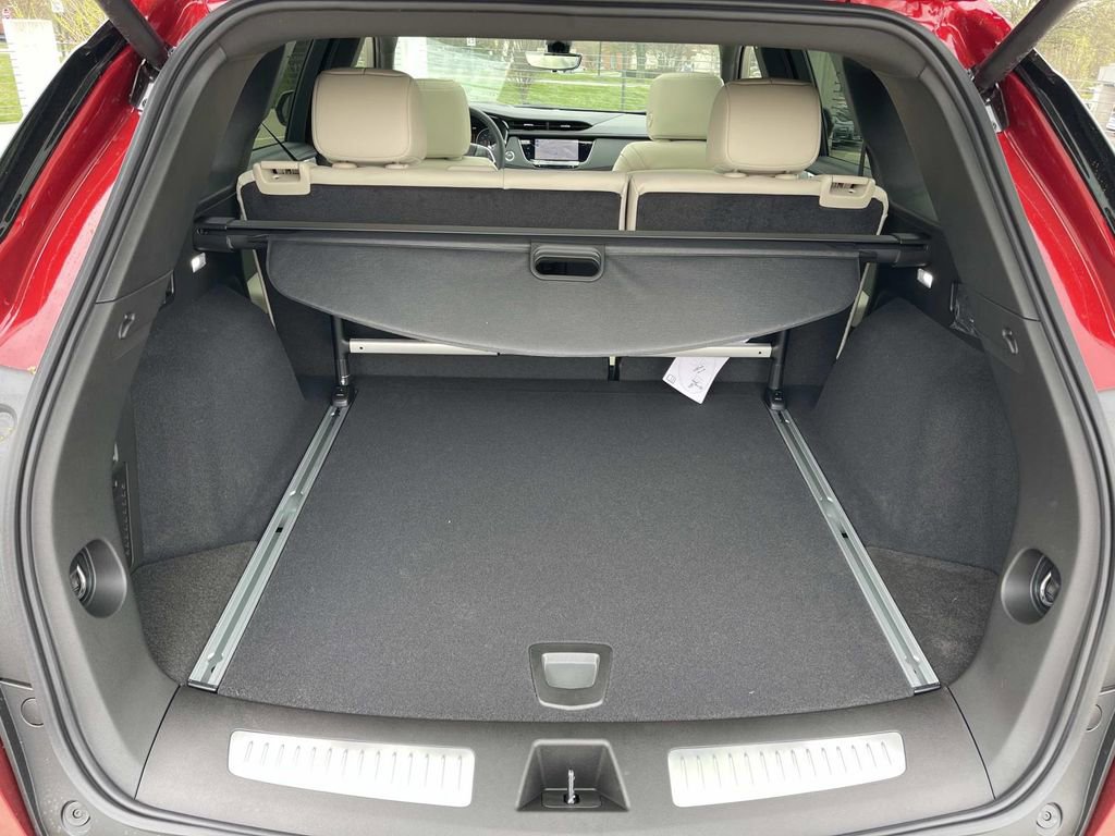 New 2026 Cadillac XT5 Sportv AWD/4WD image 12
