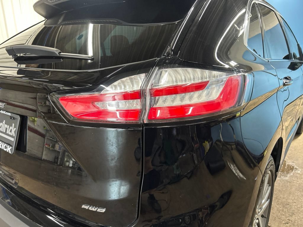 Used 2024 Ford Edge Titanium w/ Equipment Group 301A AWD/4WD image 12