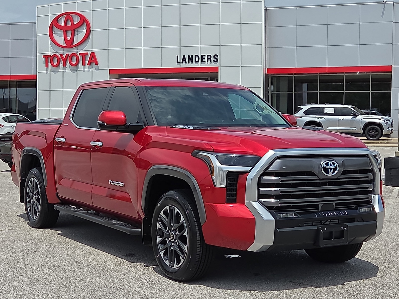 Used 2024 Toyota Tundra Limited w/ Power Package AWD/4WD video 1