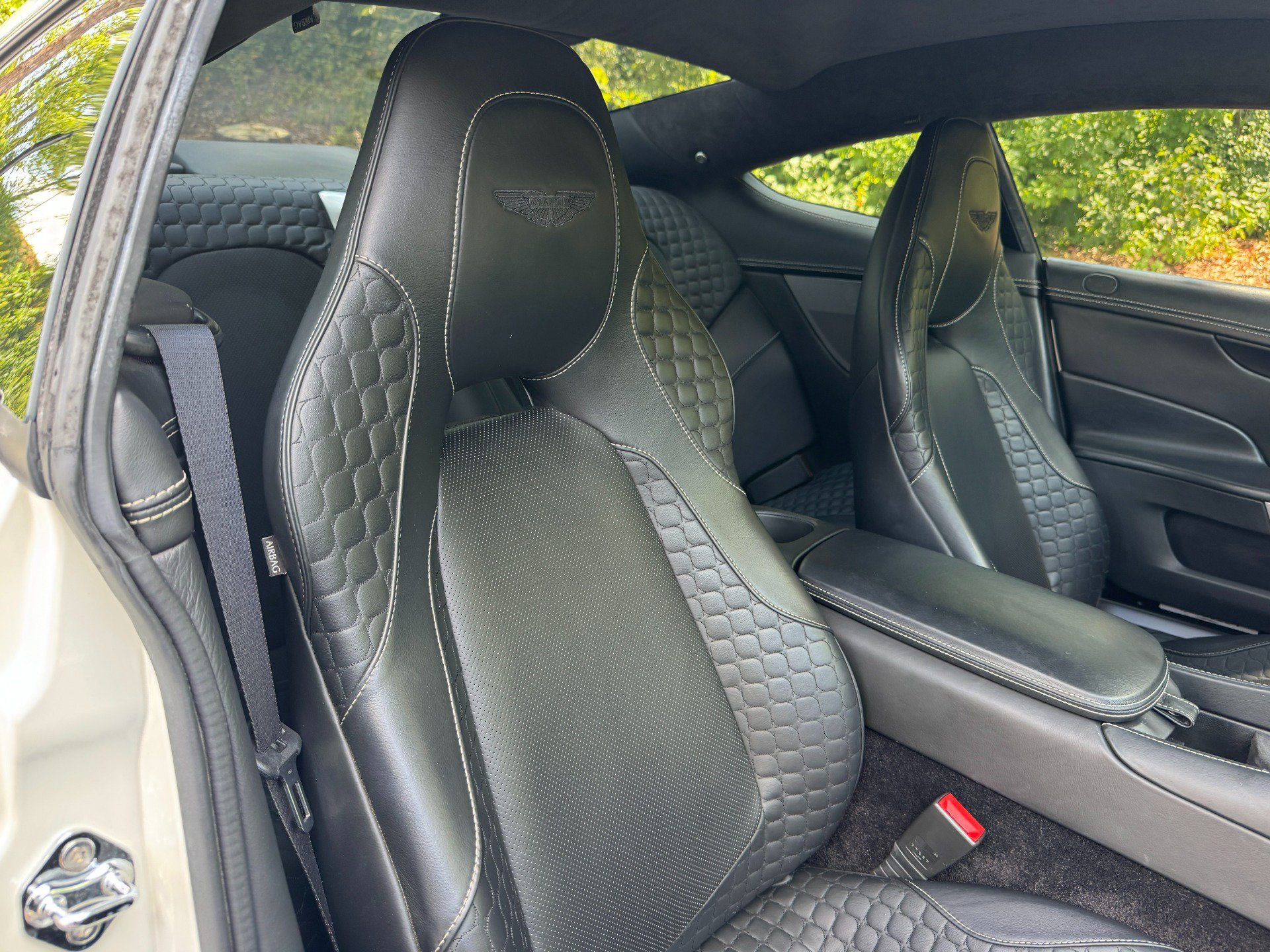 Used 2014 Aston Martin Vanquish Coupe RWD image 60