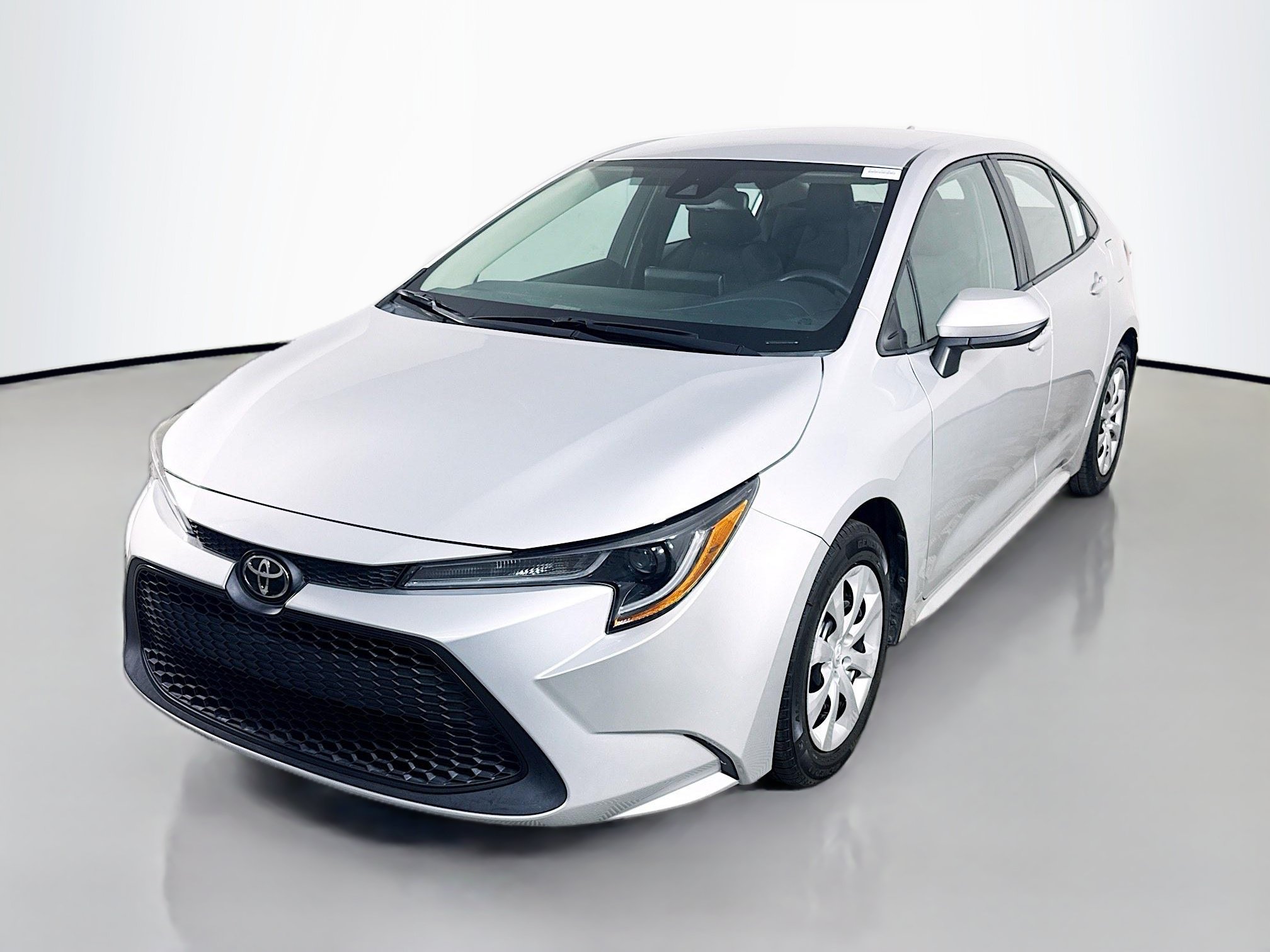 Used 2022 Toyota Corolla LE FWD image 4
