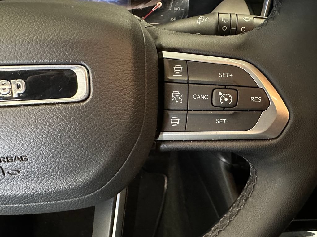 Used 2024 Jeep Compass Limited AWD/4WD image 12