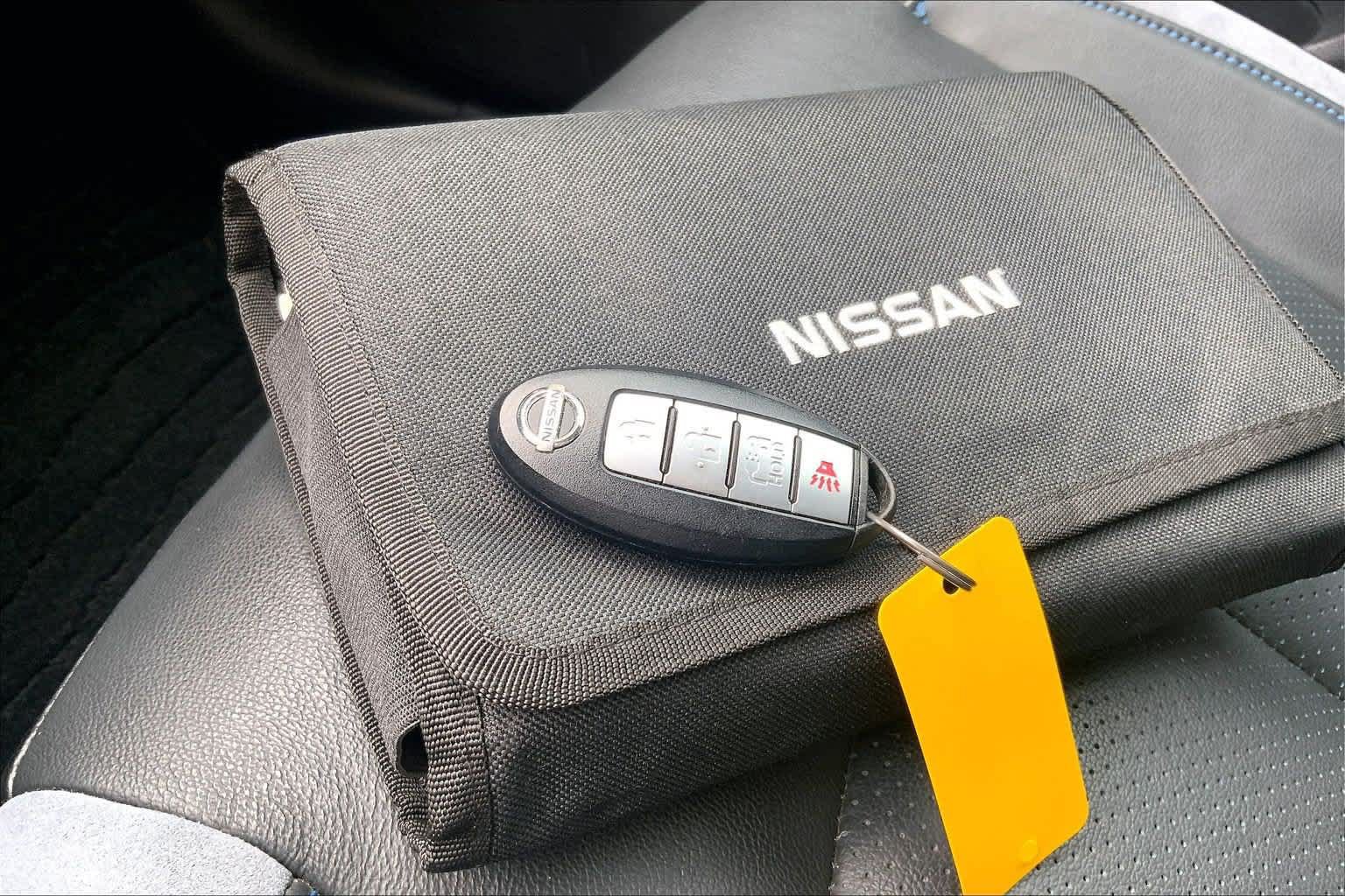 Used 2018 Nissan Leaf SL w/ SL Technology Package FWD image 19
