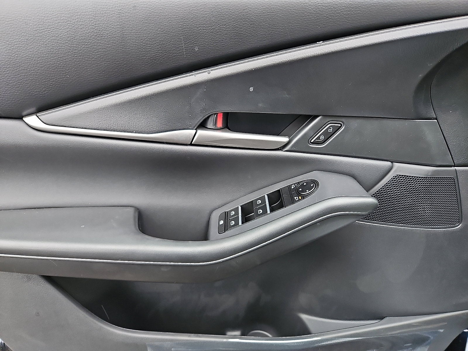 New 2026 MAZDA CX-30 AWD 2.5 S w/ Select Sport Pkg image 10