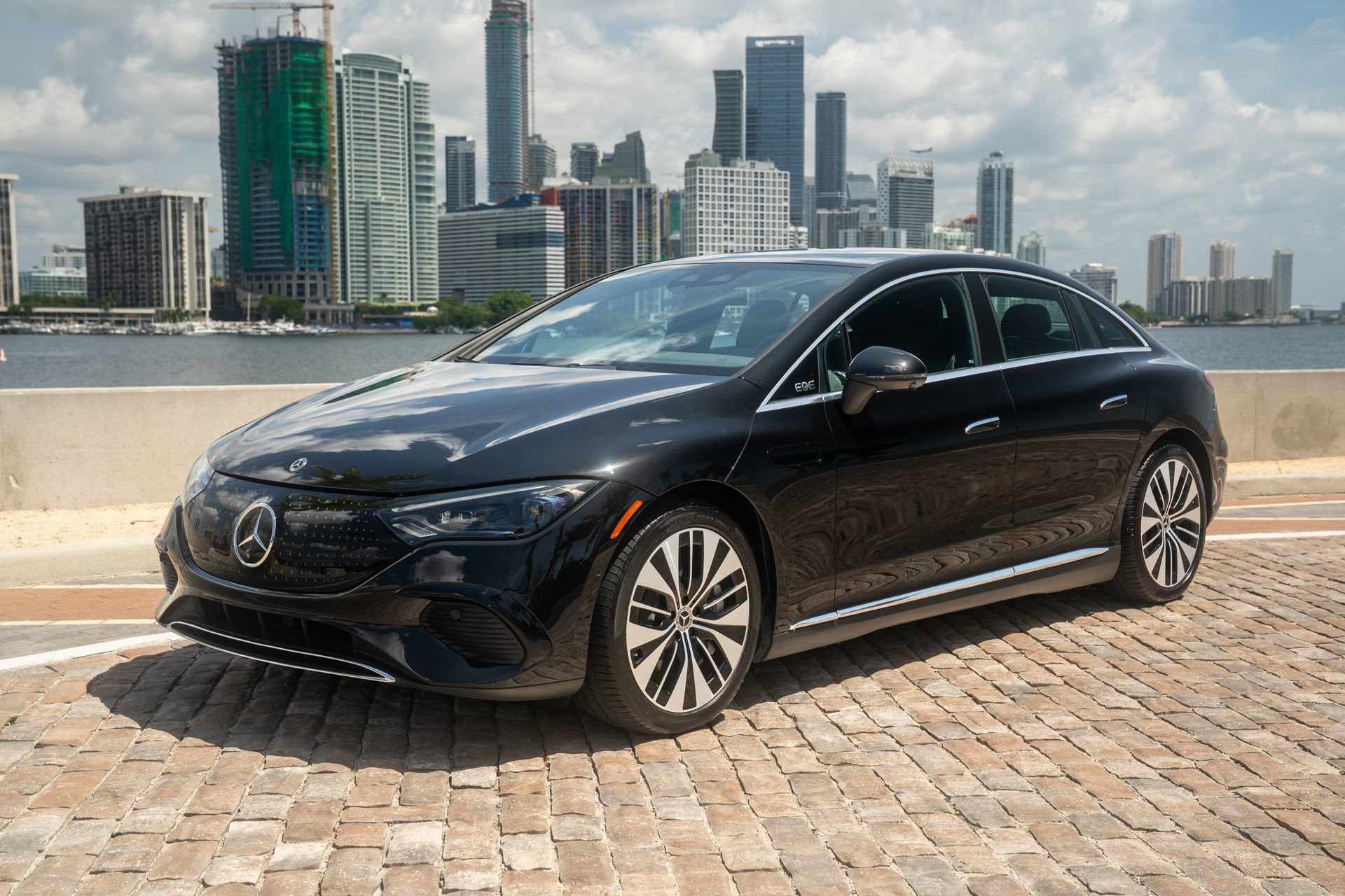 Used 2023 Mercedes-Benz EQE 350+ Sedan image 2
