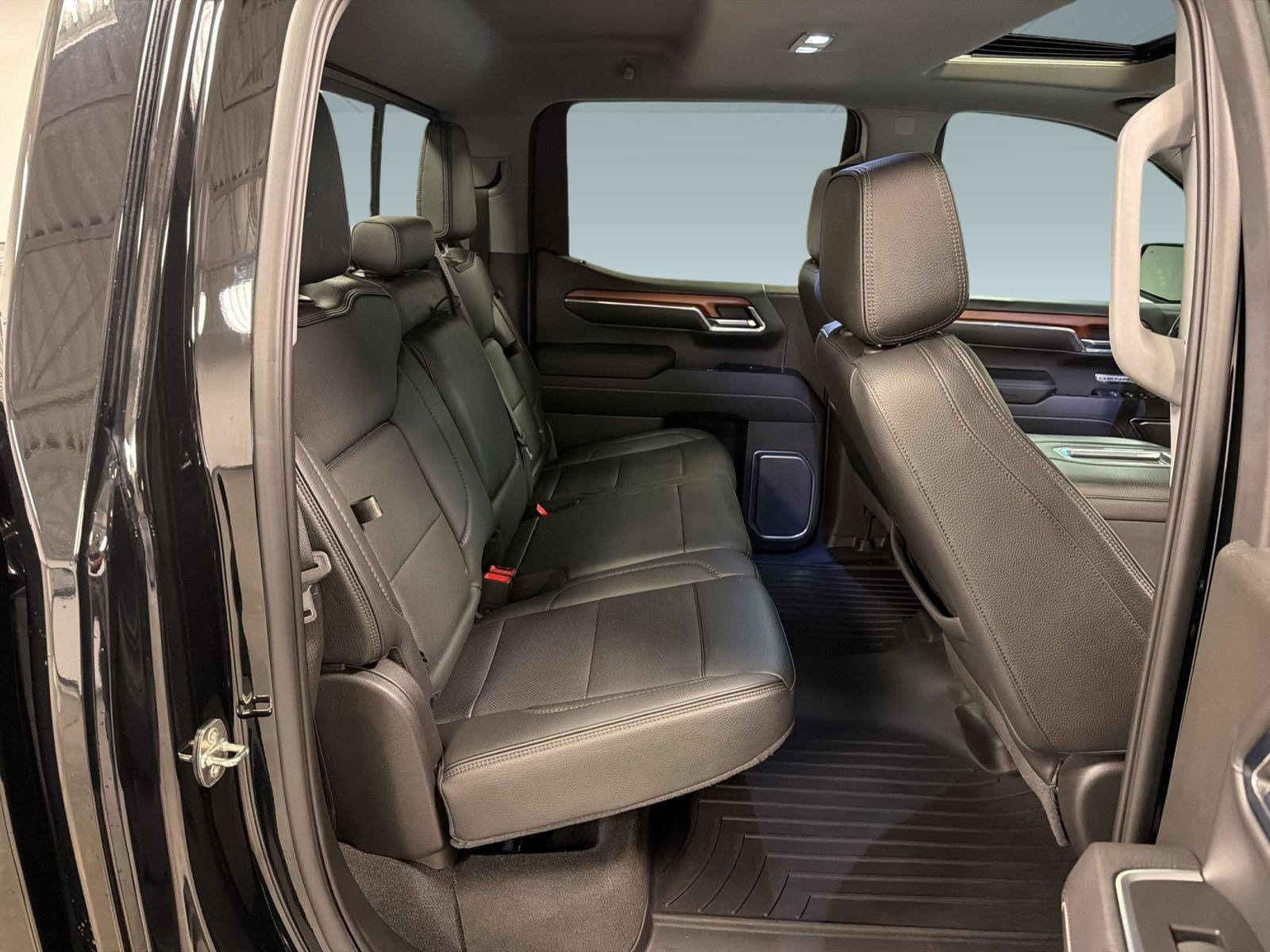 Used 2022 GMC Sierra 1500 Denali w/ Denali Reserve Package AWD/4WD image 29