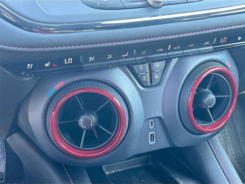 Used 2023 Chevrolet Blazer RS w/ Enhanced Convenience Package image 16