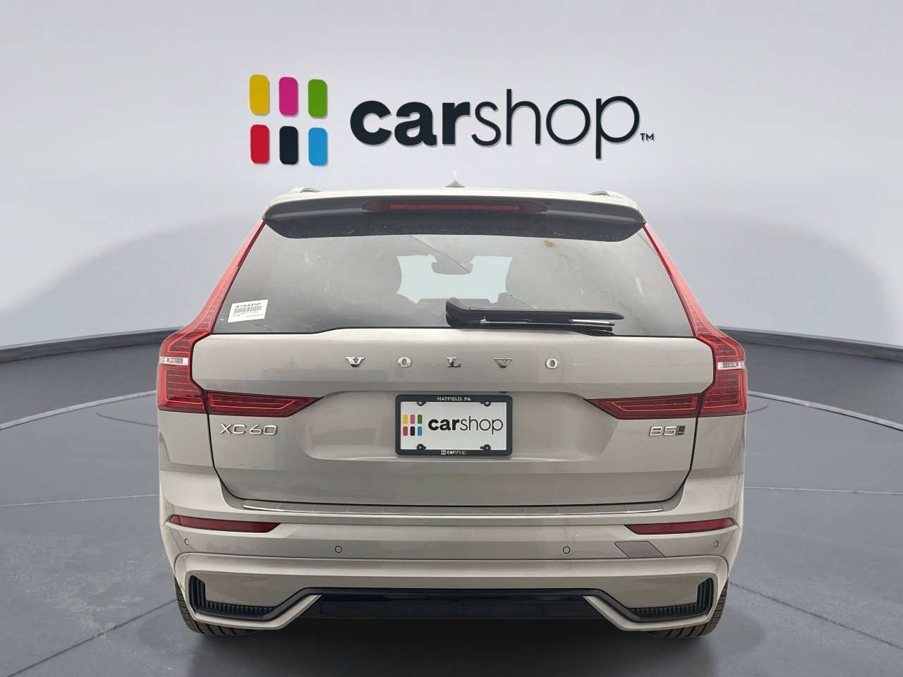 Used 2023 Volvo XC60 B5 Plus w/ Climate Package image 4