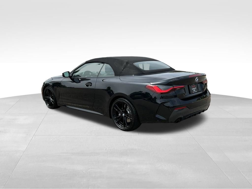 Used 2022 BMW 430i Convertible w/ M Sport Package RWD image 3