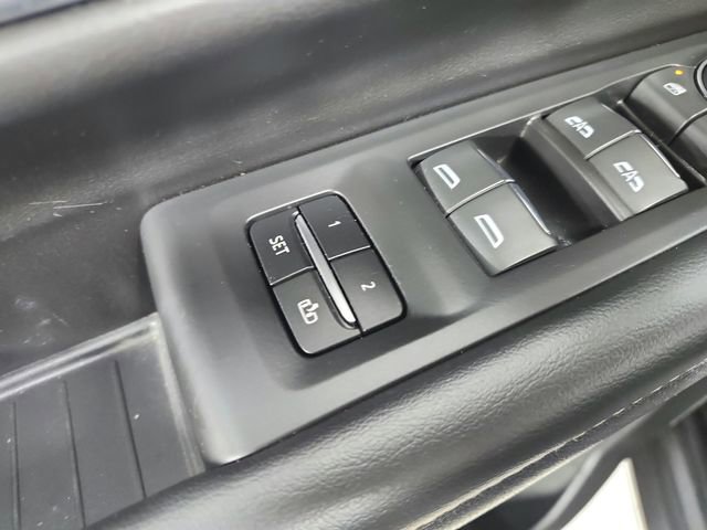 Used 2023 Chevrolet Tahoe Premier AWD/4WD image 21