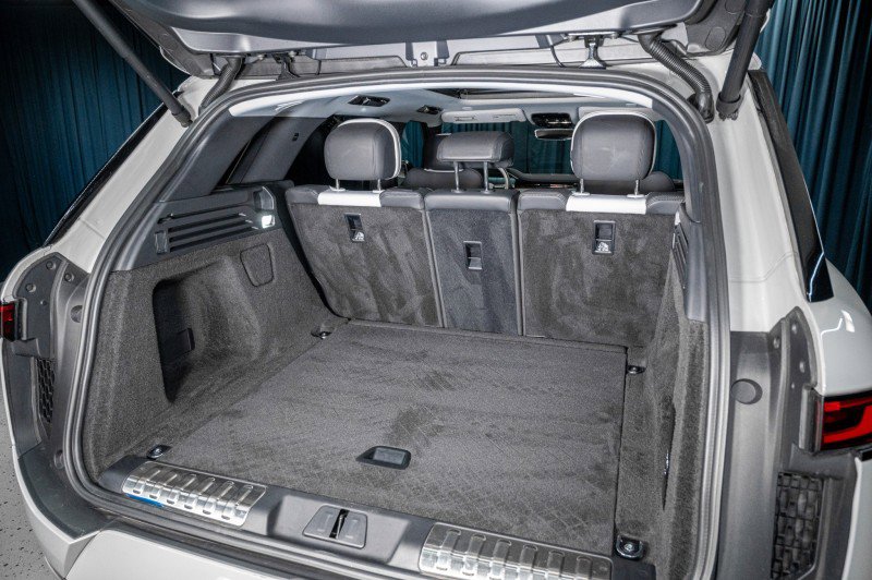 Used 2025 Land Rover Range Rover Sport Dynamic SE image 8