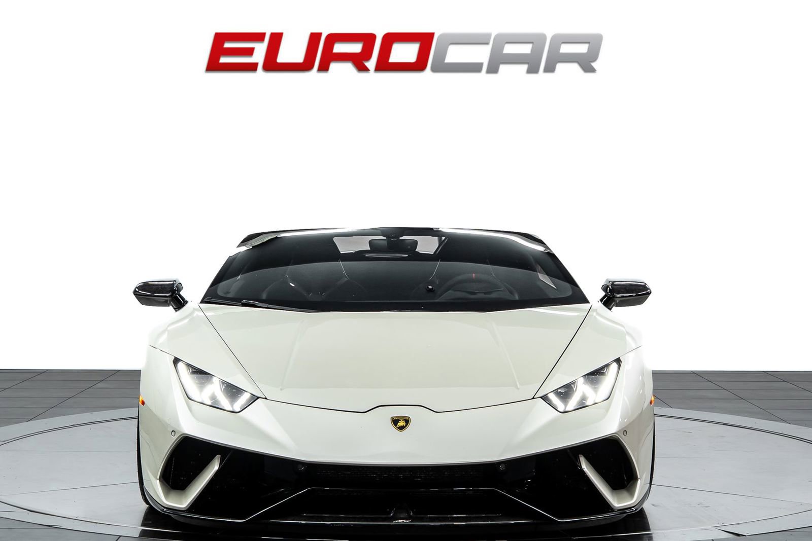 Used 2018 Lamborghini Huracan Performante AWD/4WD image 8