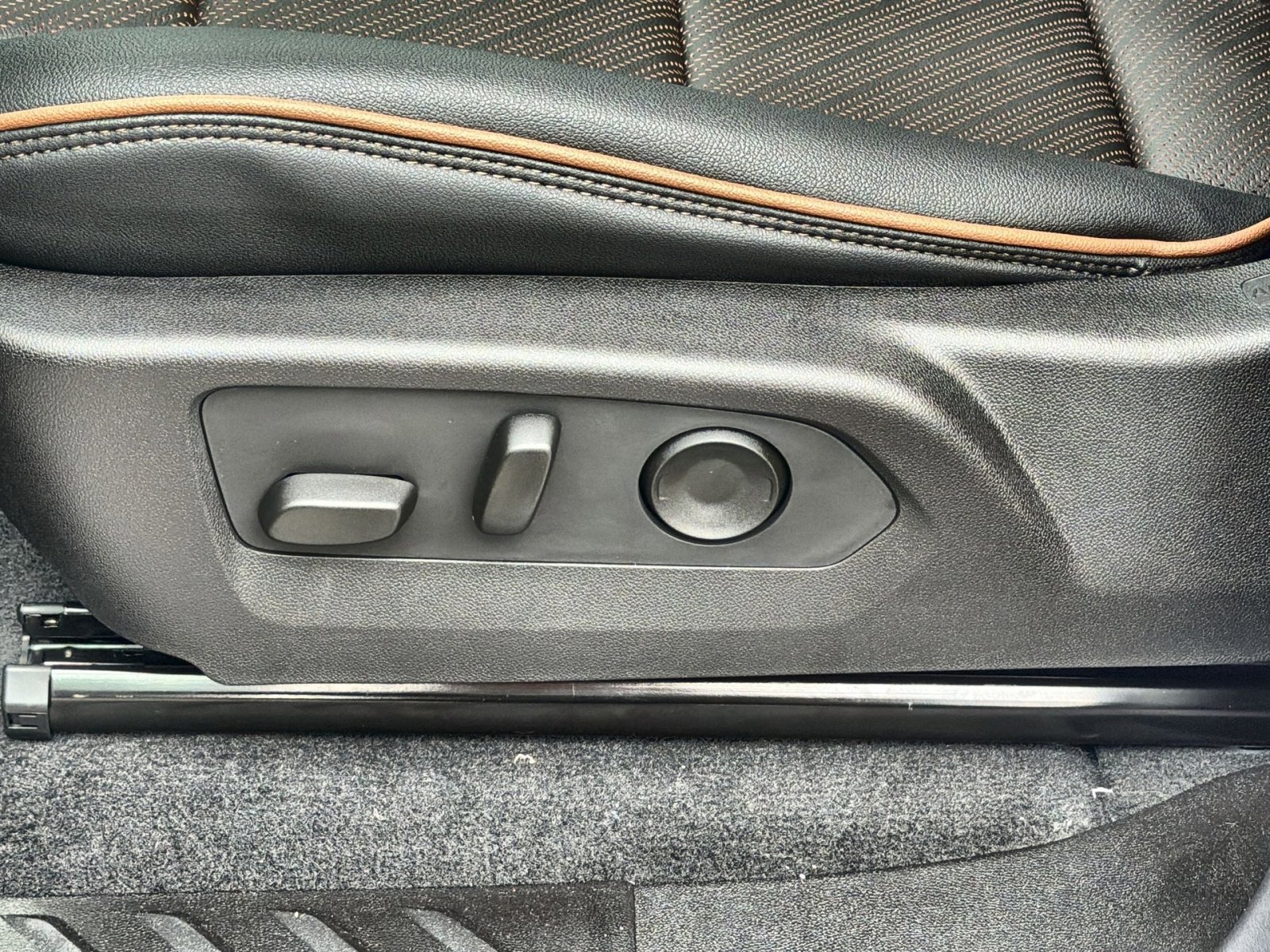 New 2026 GMC Canyon AT4 w/ Technology Plus Package image 14