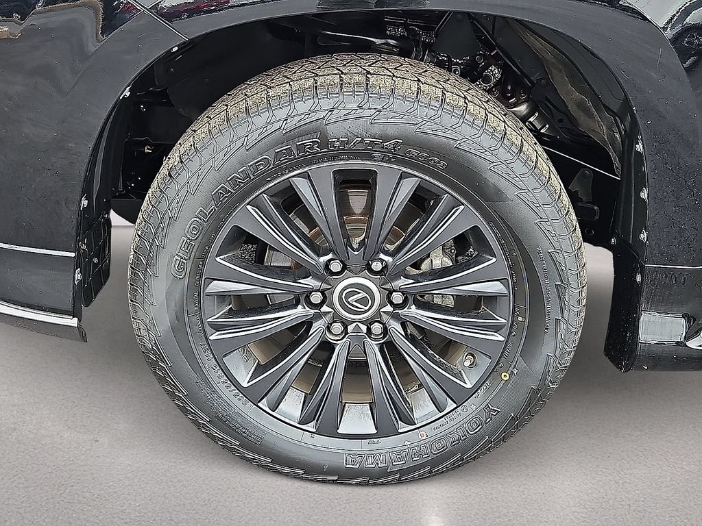 Used 2022 Lexus GX 460 Luxury w/ Sport Design Package AWD/4WD image 13