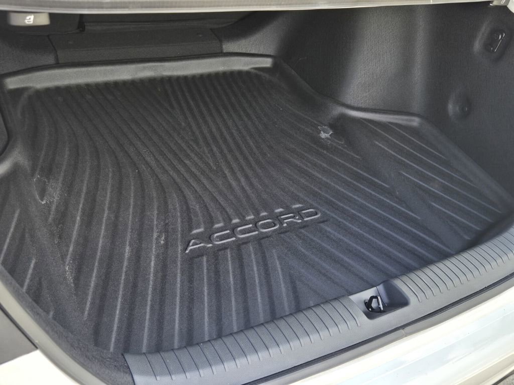 Used 2024 Honda Accord Sport image 13