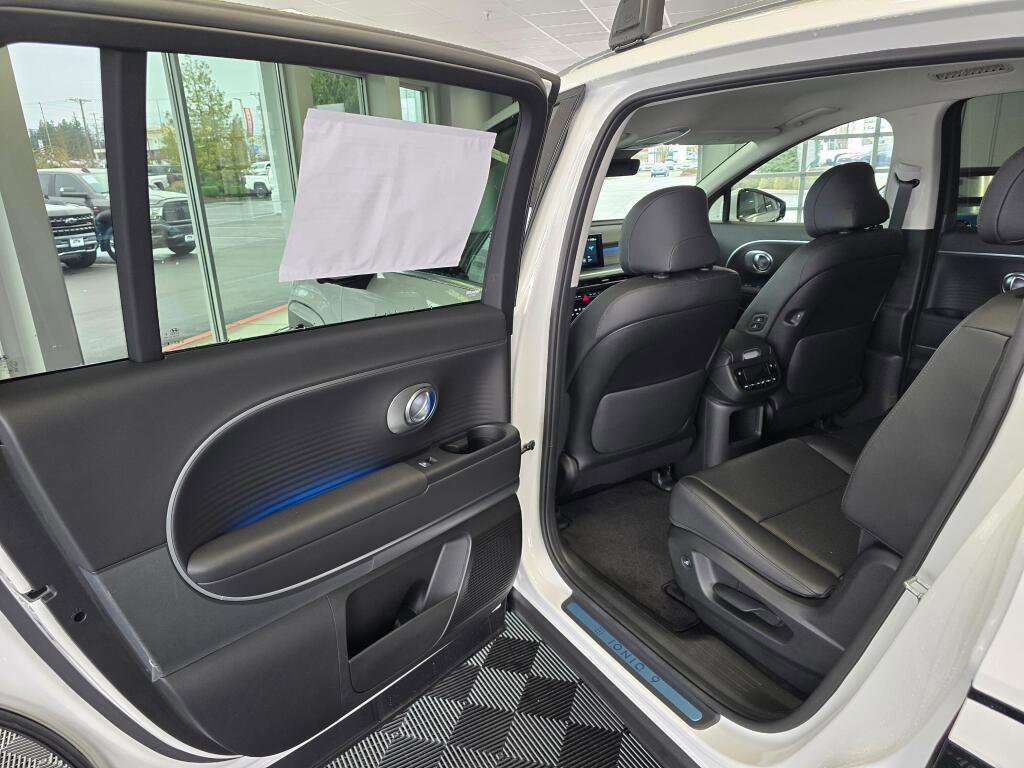 New 2026 Hyundai Ioniq 9 SEL image 34