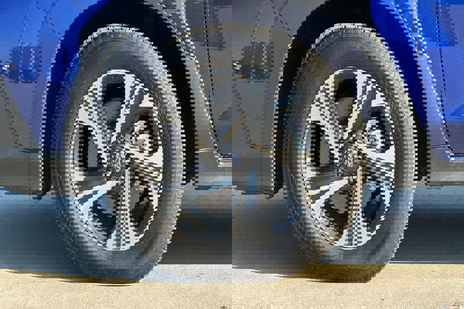 Used 2025 Subaru Crosstrek 2.0i Premium image 25