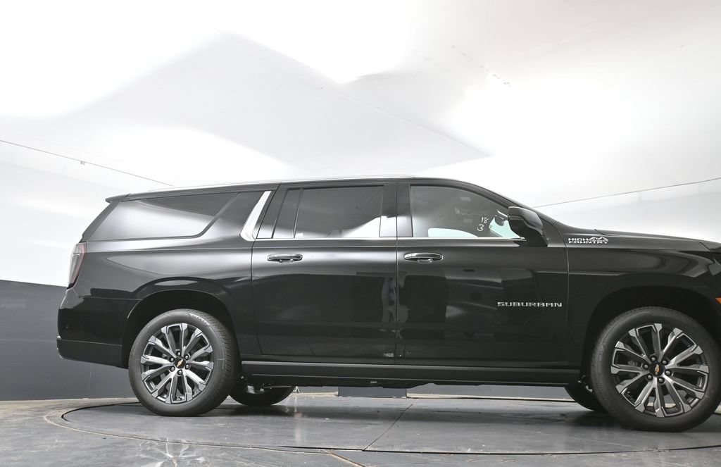 New 2026 Chevrolet Suburban High Country AWD/4WD image 44