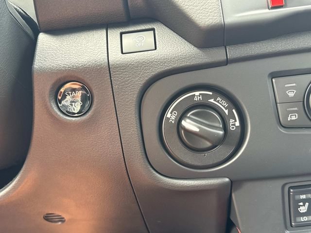 New 2026 Nissan Frontier PRO-4X w/ Pro-4x Convenience Package AWD/4WD image 32