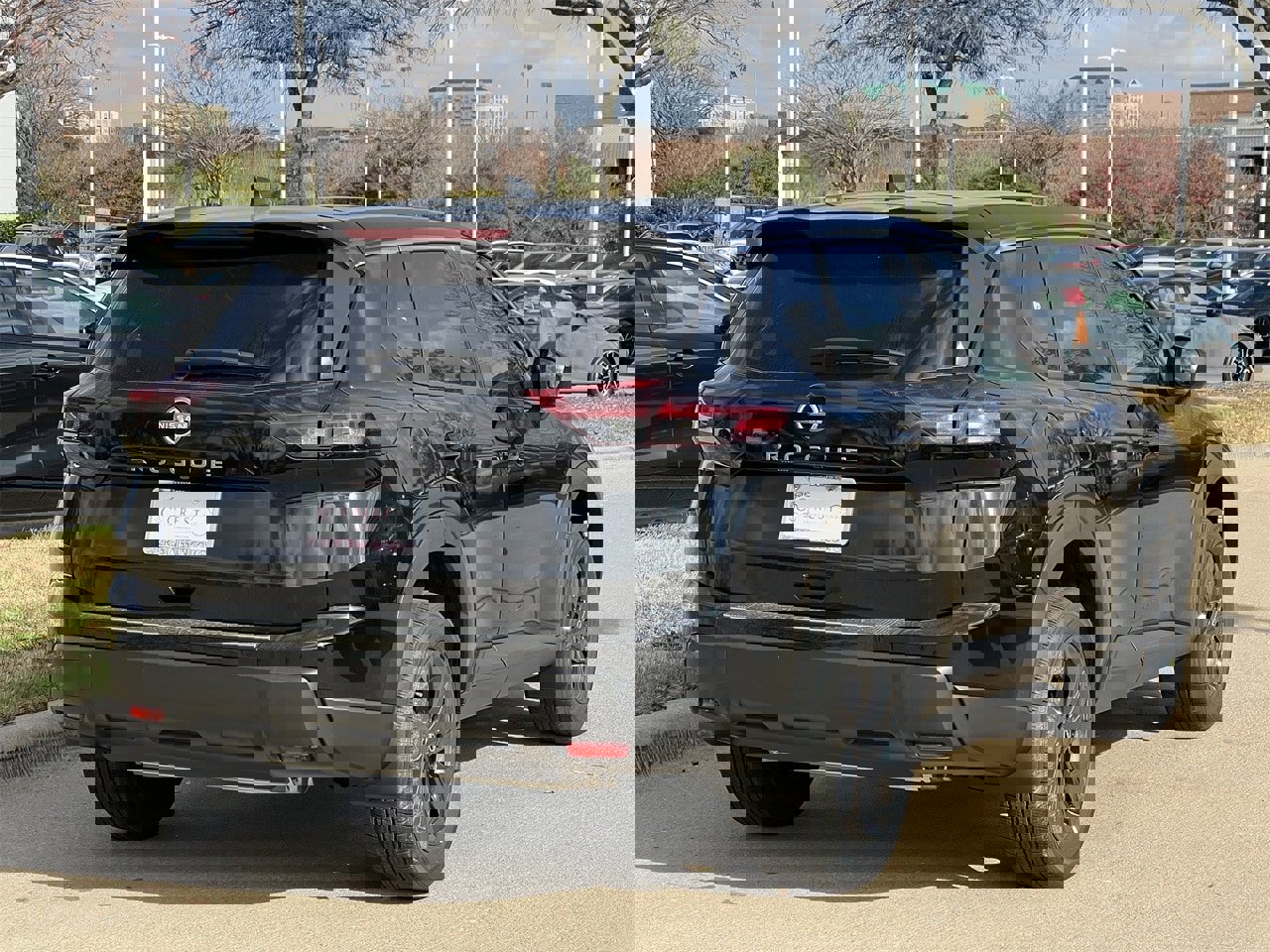 New 2026 Nissan Rogue SV image 4