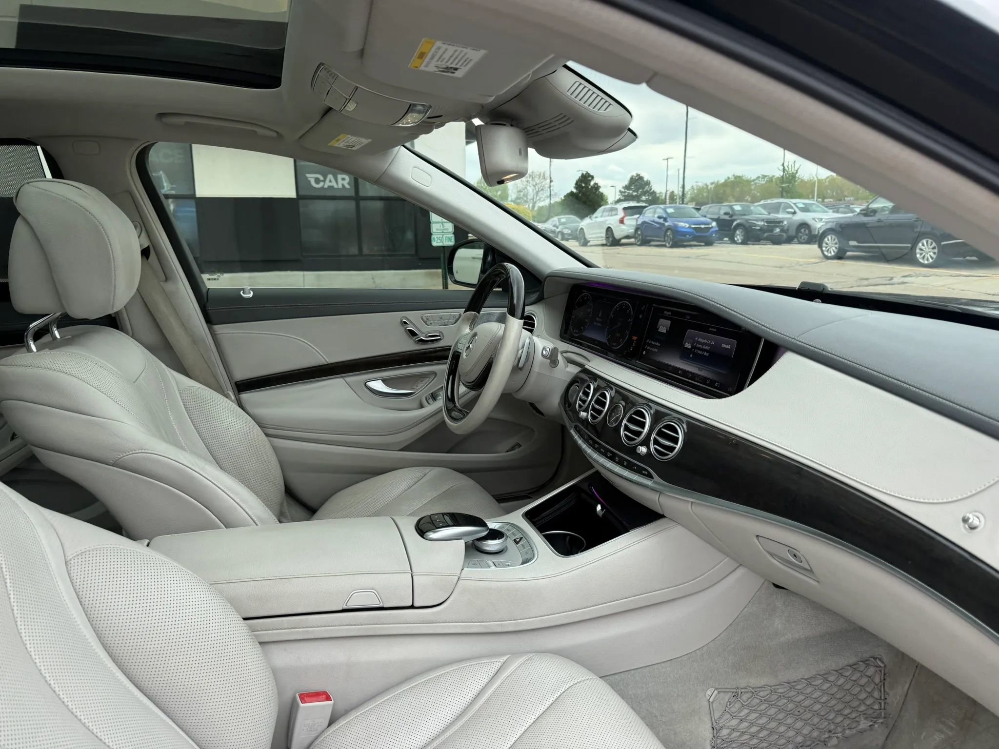 Used 2015 Mercedes-Benz S 550 Sedan image 27