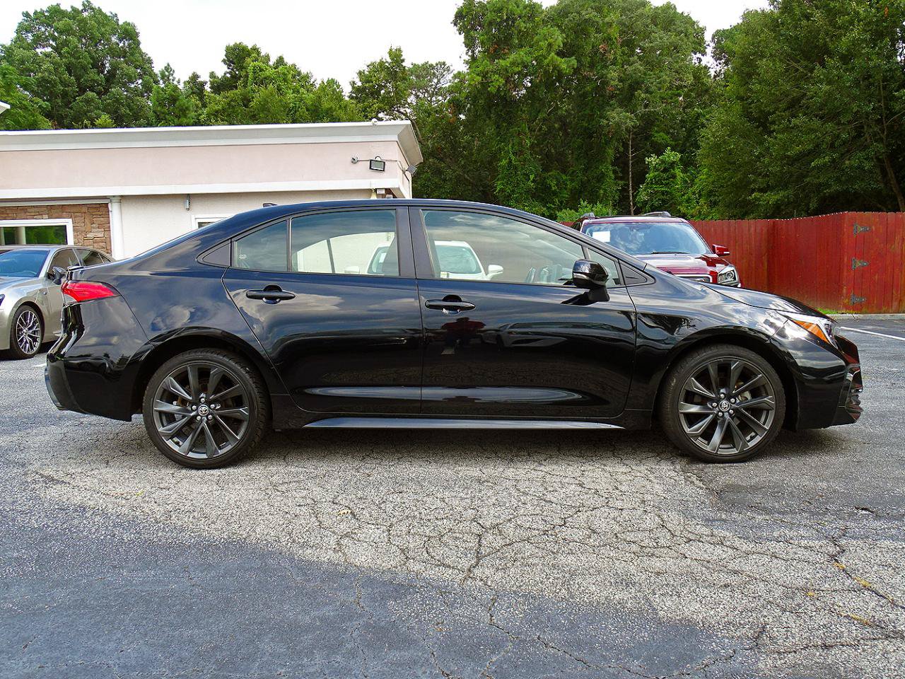Used 2023 Toyota Corolla SE FWD image 12