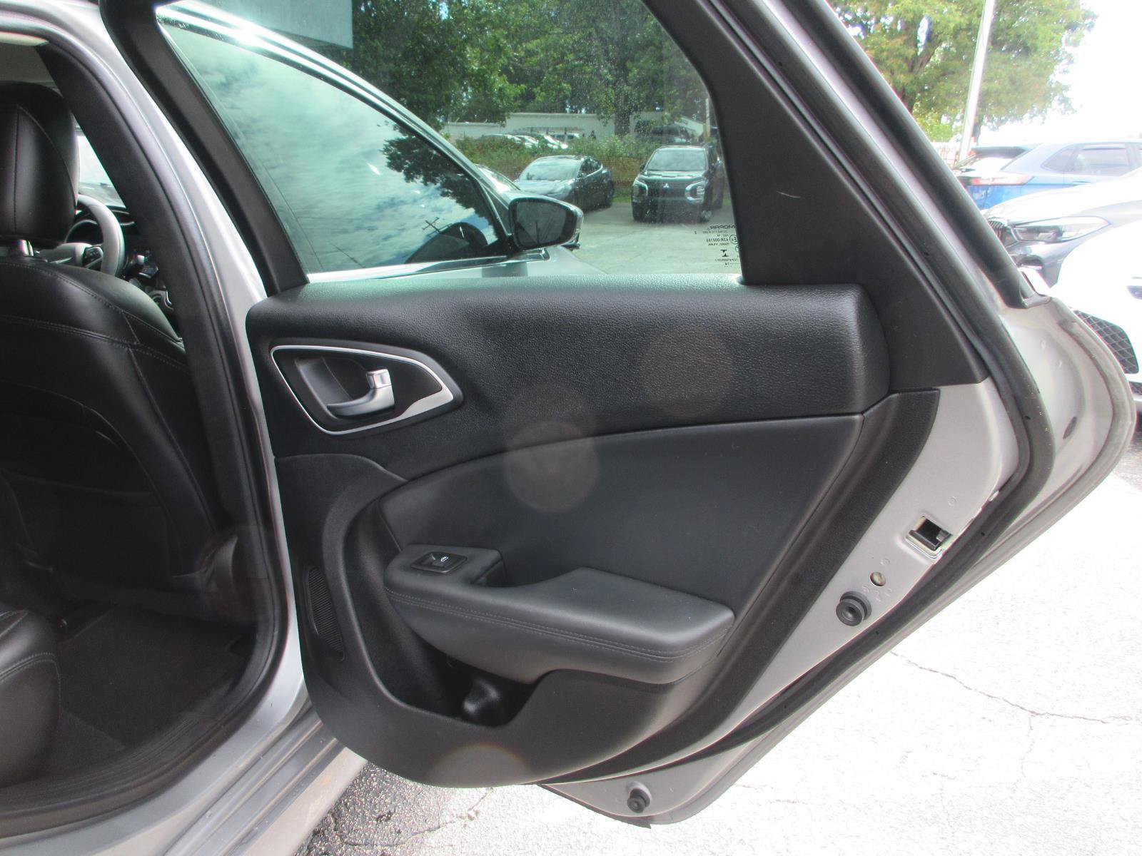 Used 2015 Chrysler 200 C w/ Navigation & Sound Group I FWD image 16