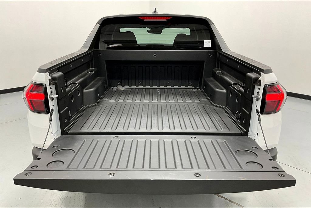Used 2025 Hyundai Santa Cruz SE image 35