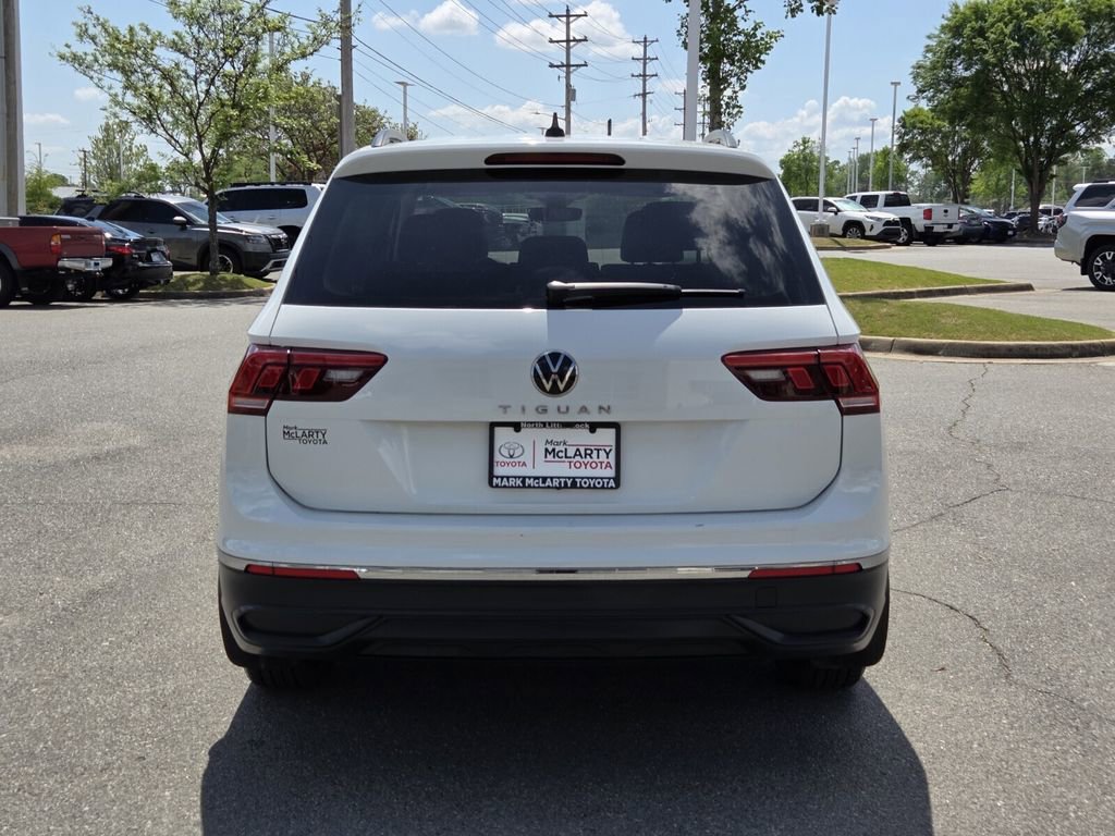 Used 2024 Volkswagen Tiguan S image 4