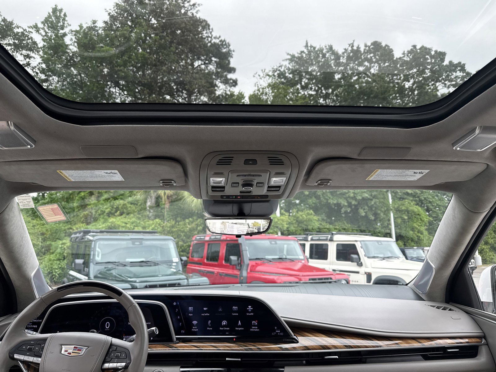 Used 2023 Cadillac Escalade ESV Premium Luxury Platinum w/ LPO, Radiant Package AWD/4WD image 29