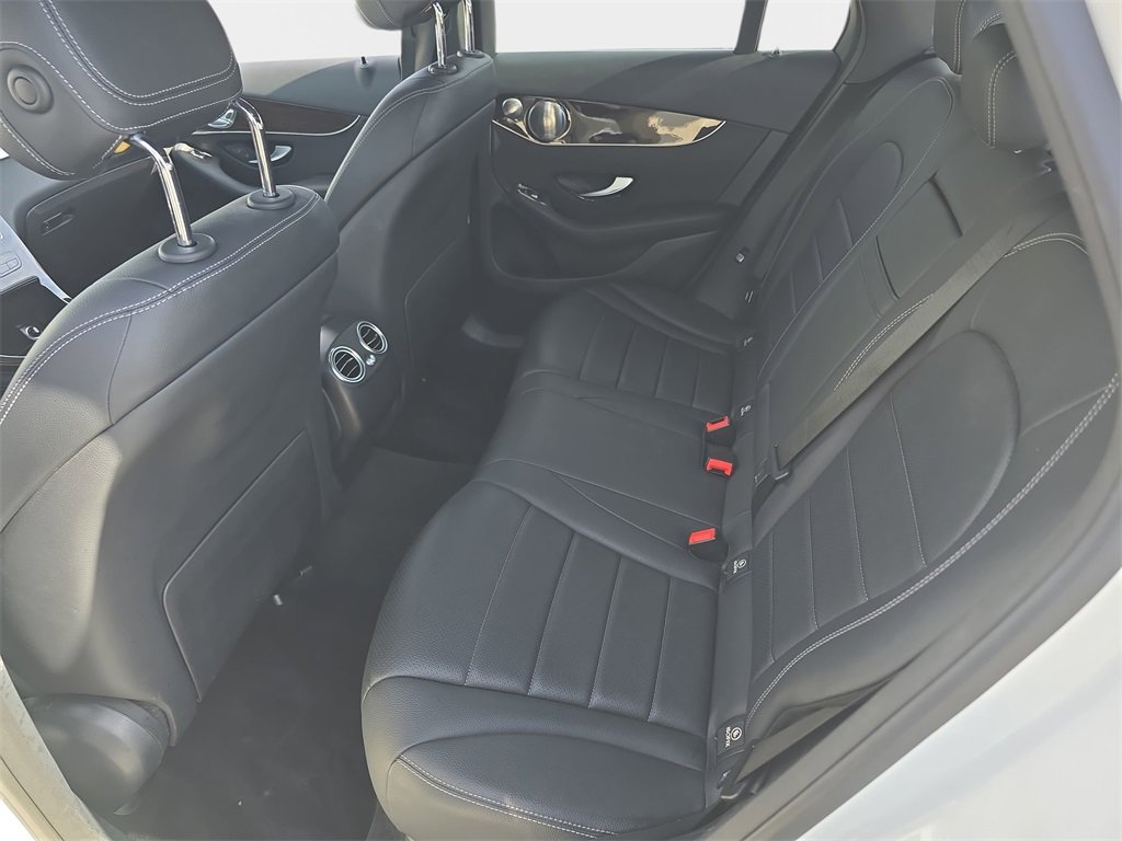 Used 2017 Mercedes-Benz GLC 300 4MATIC image 18