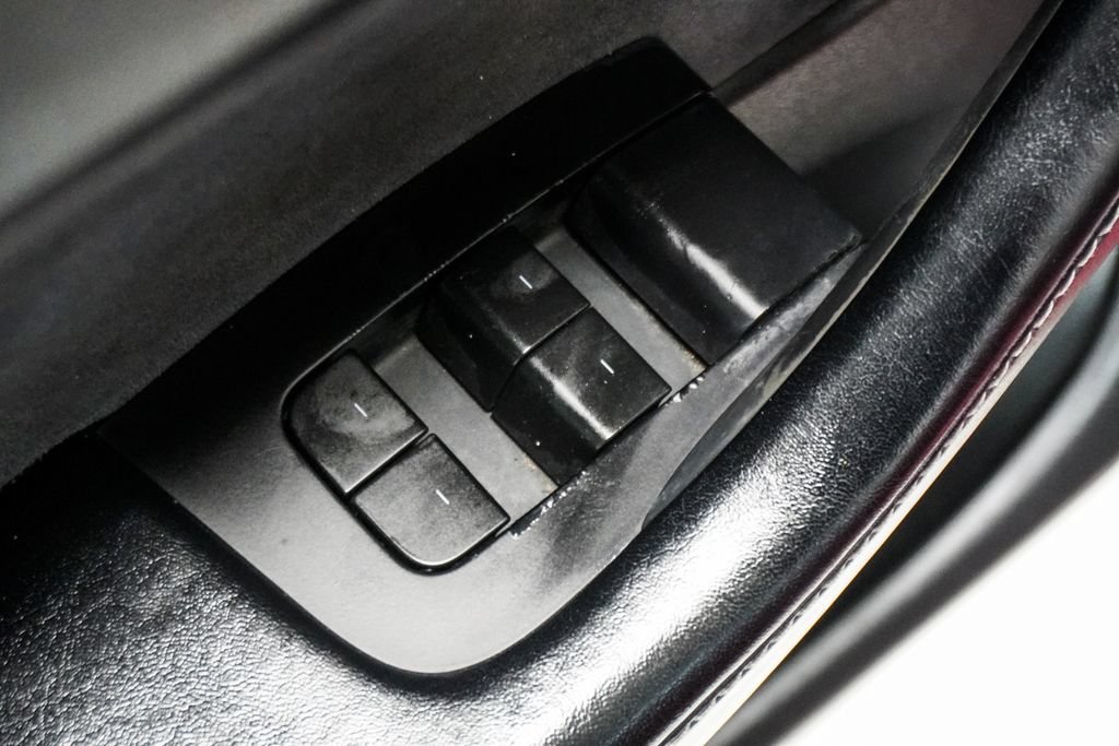 Used 2022 Tesla Model Y Long Range AWD/4WD image 19
