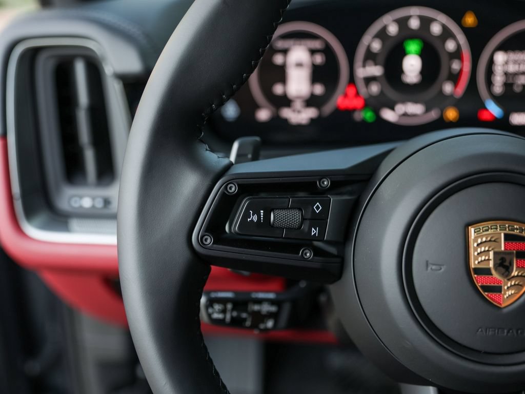 New 2026 Porsche Cayenne AWD/4WD image 18