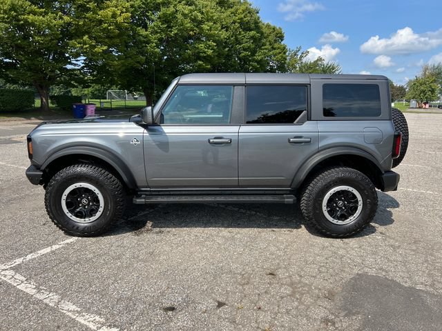 Used 2022 Ford Bronco Outer Banks w/ Sasquatch Package AWD/4WD image 6